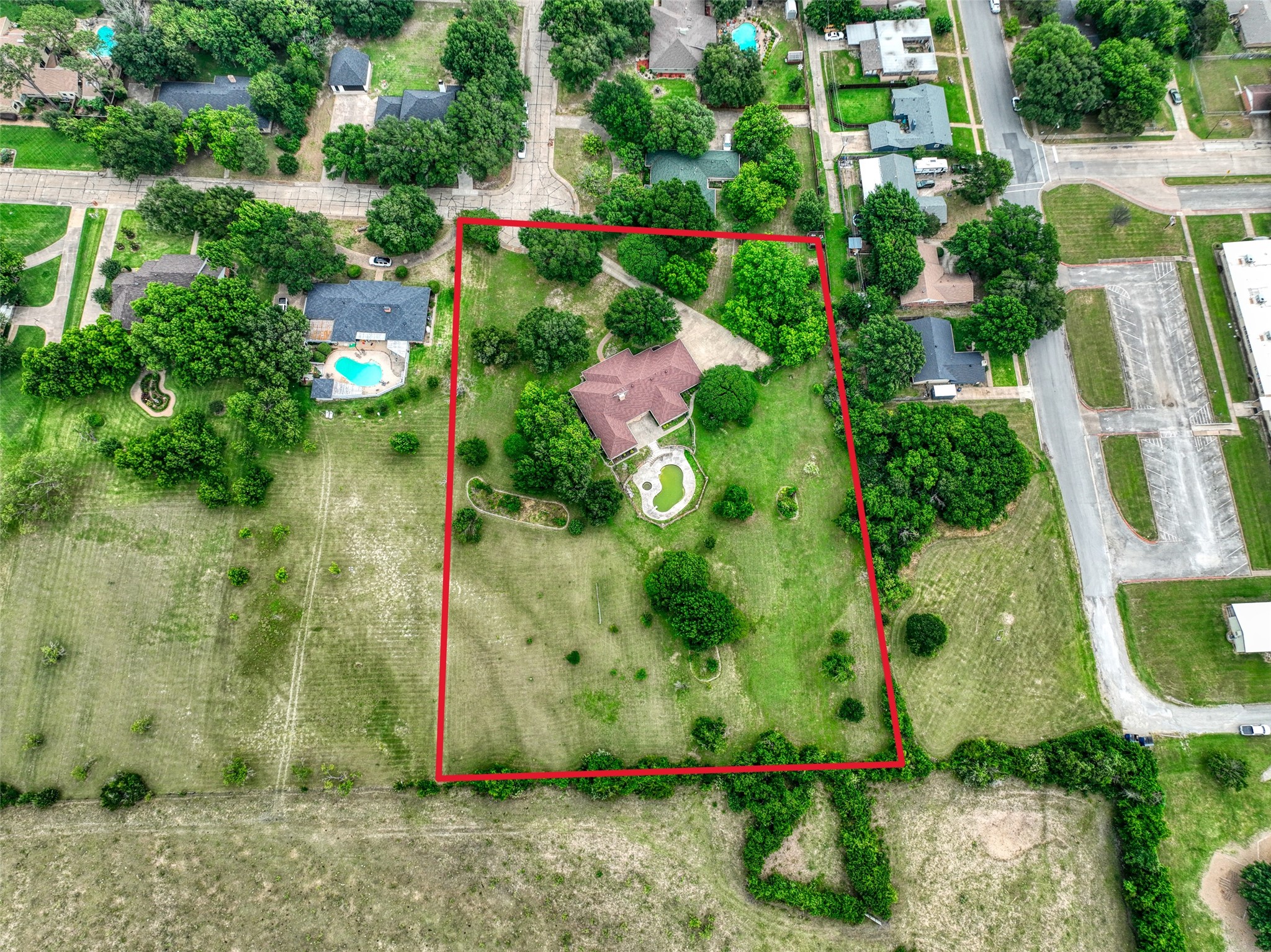 1113 Mockingbird Circle Ennis TX 75119