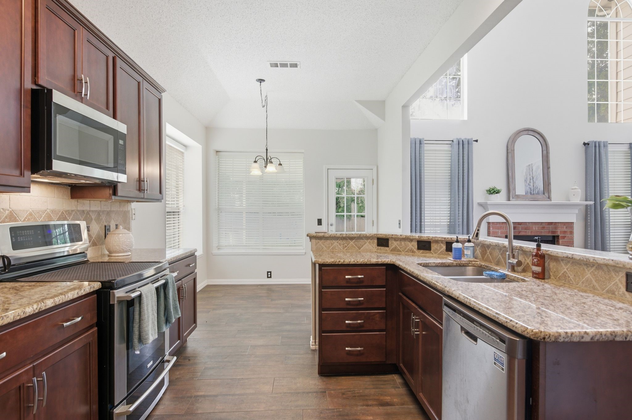 7854 Park Falls Court Fort Worth TX 76137