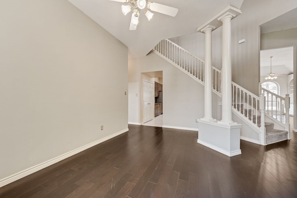 1013 Stone Gate Drive Irving TX 75063