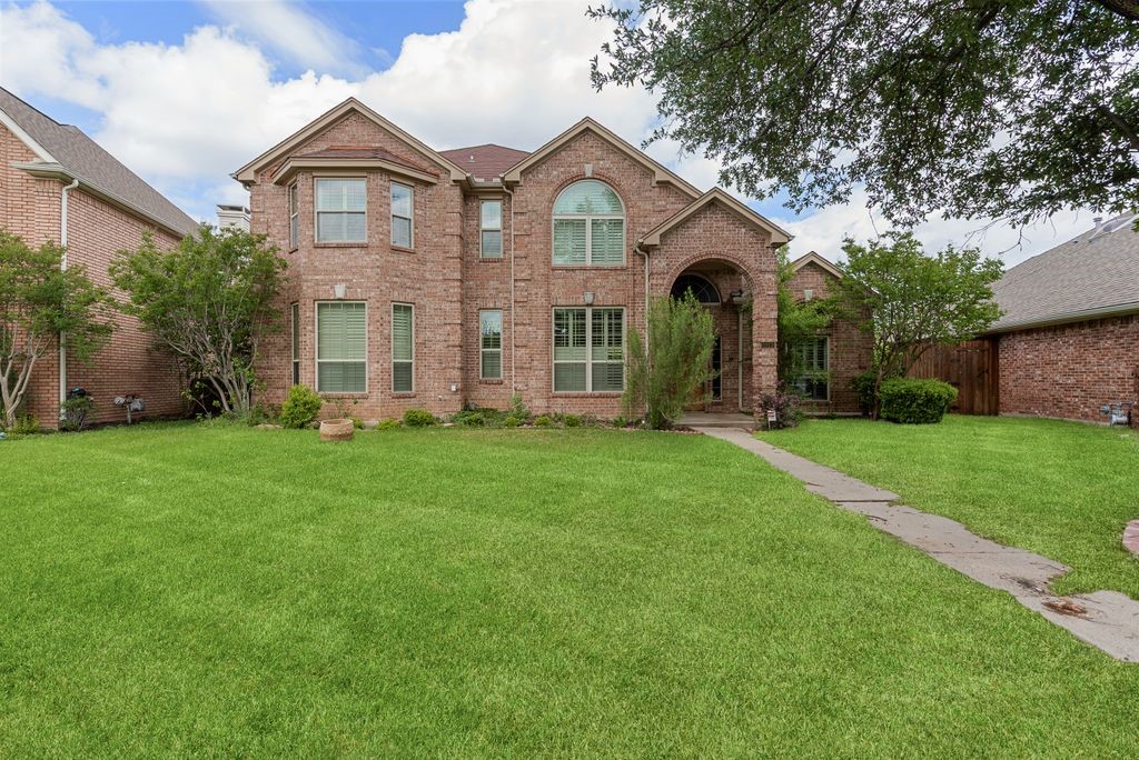 1013 Stone Gate Drive Irving TX 75063