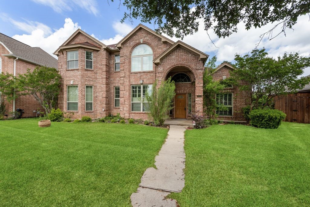 1013 Stone Gate Drive Irving TX 75063