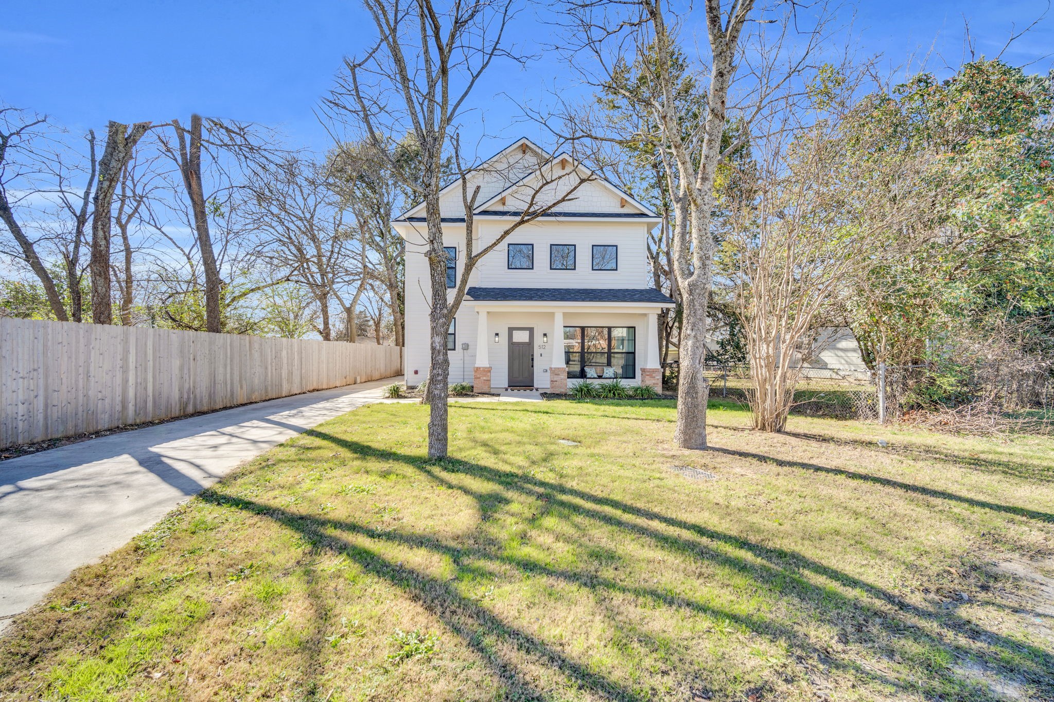 512 E Parks Avenue Waxahachie TX 75165