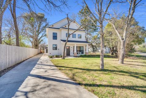 512 E Parks Avenue Waxahachie TX 75165