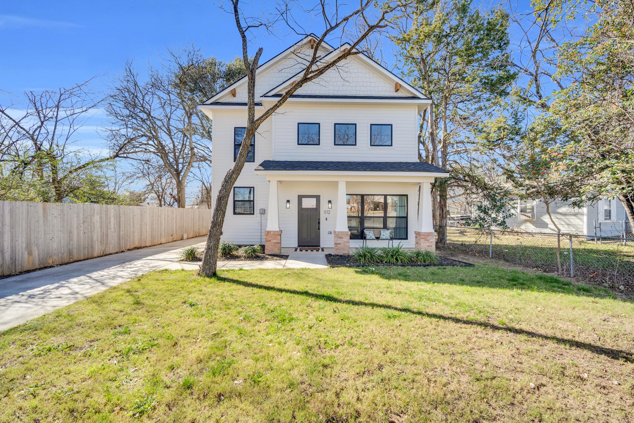 512 E Parks Avenue Waxahachie TX 75165