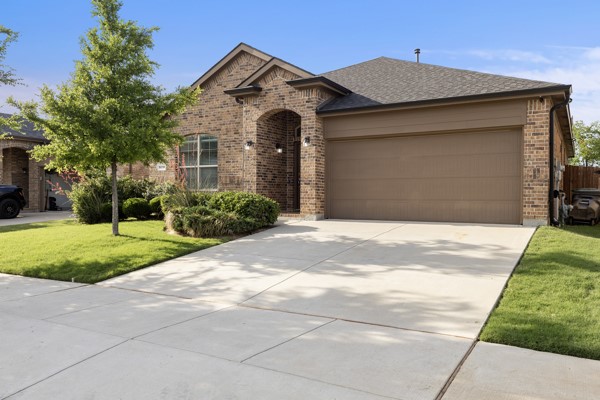 5016 Sugarcane Lane Fort Worth TX 76179