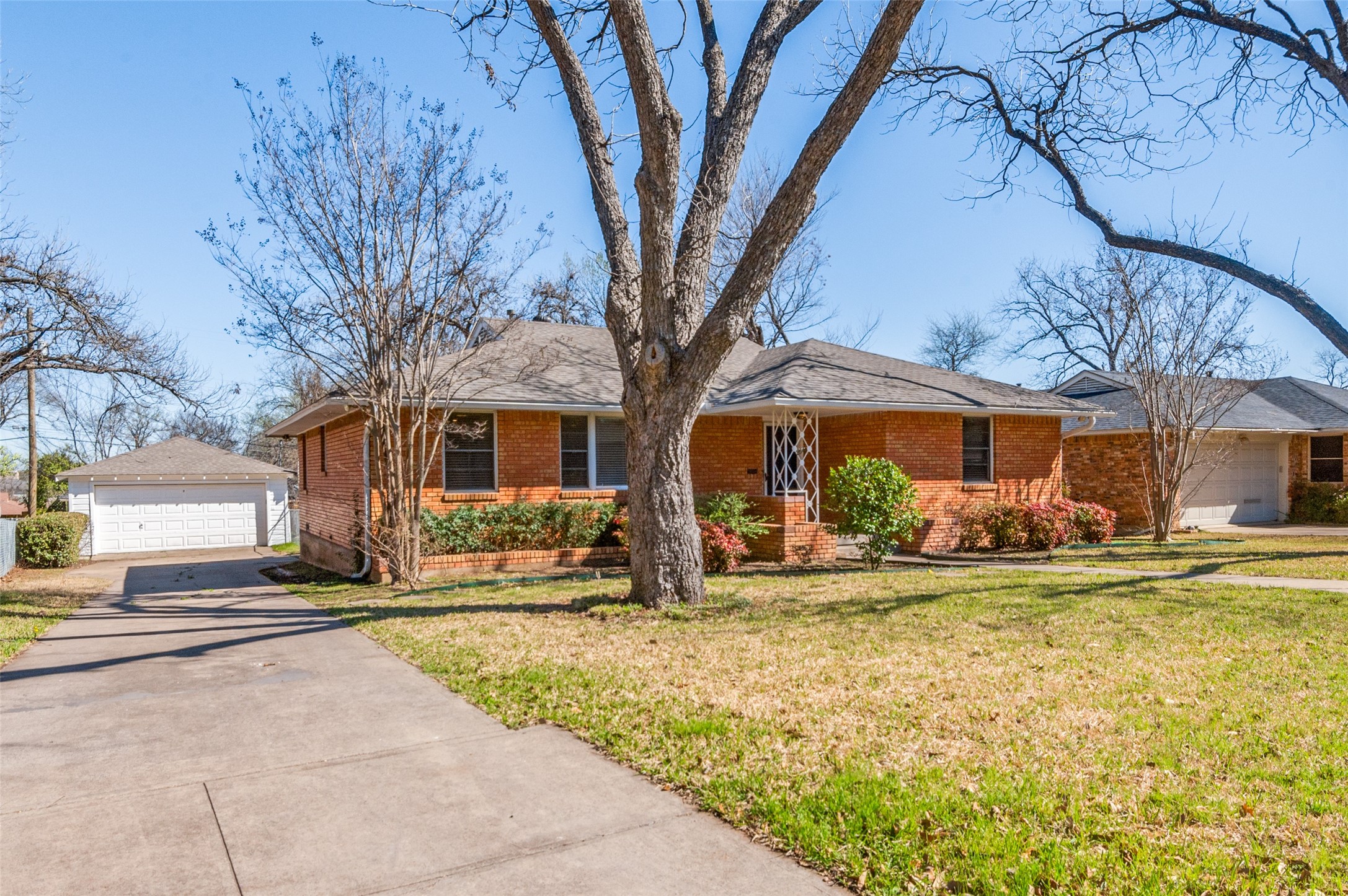 2645 Woodmere Drive Dallas TX 75233