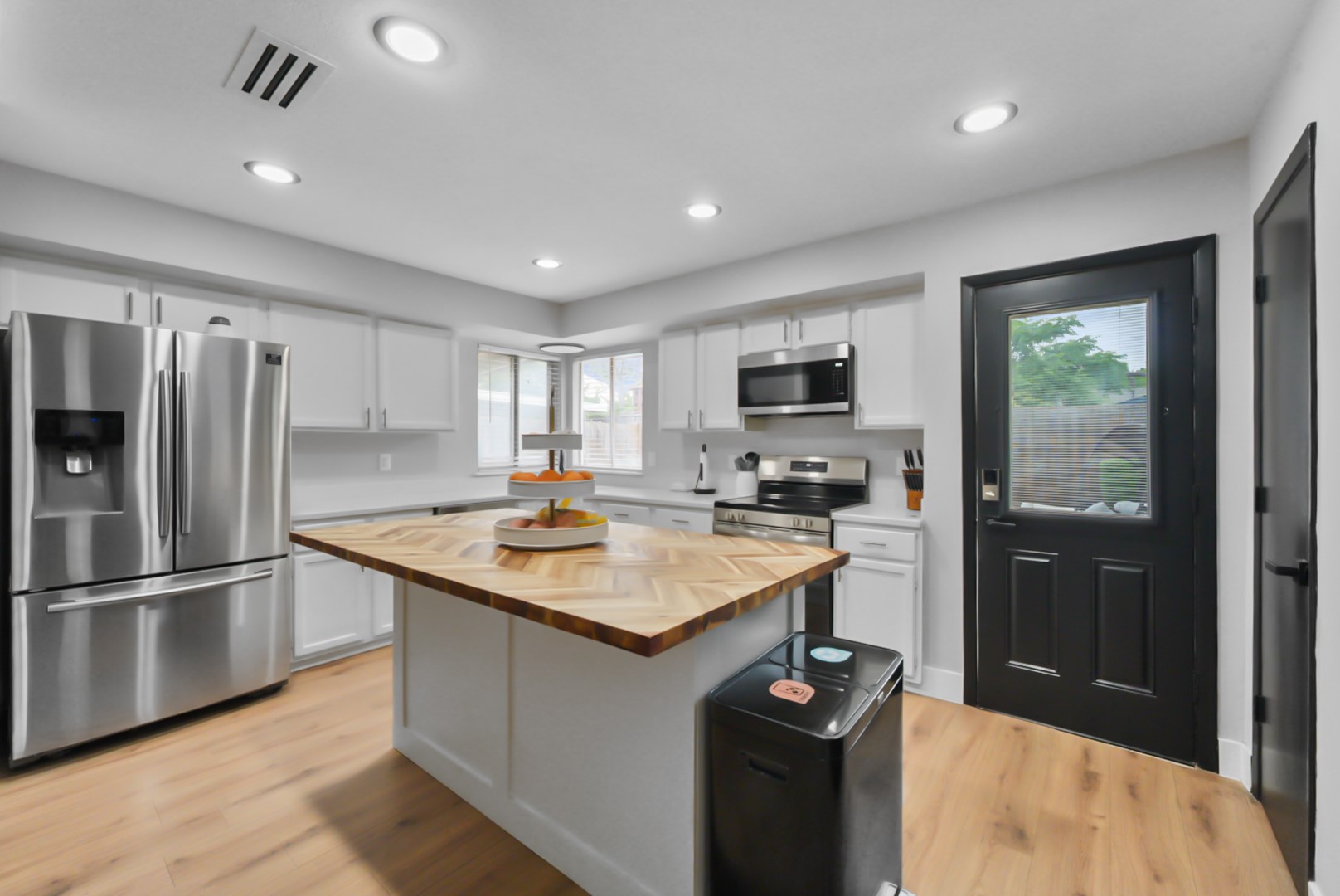 1813 Andover Drive Garland TX 75041