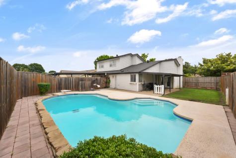 1813 Andover Drive Garland TX 75041