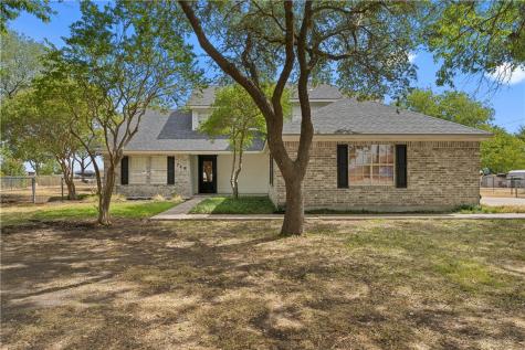 718 4th Street Eddy TX 76524