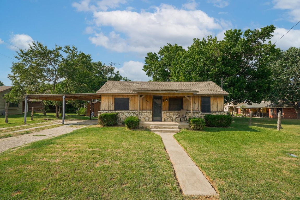 407 W Morton Street Boyd TX 76023