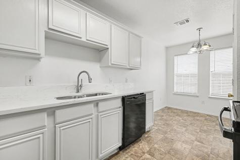 221 Los Angeles Drive Glenn Heights TX 75154