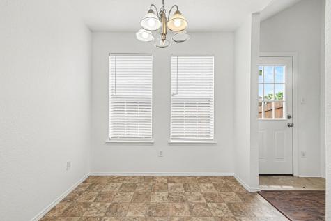 221 Los Angeles Drive Glenn Heights TX 75154
