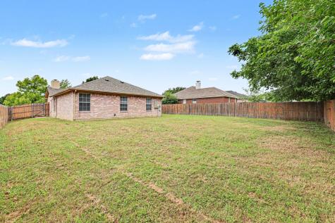 221 Los Angeles Drive Glenn Heights TX 75154