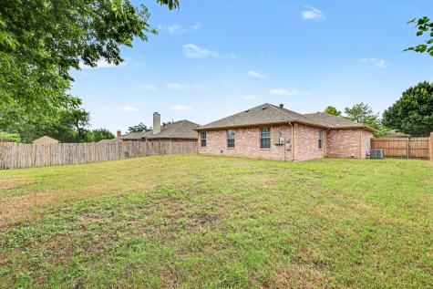 221 Los Angeles Drive Glenn Heights TX 75154