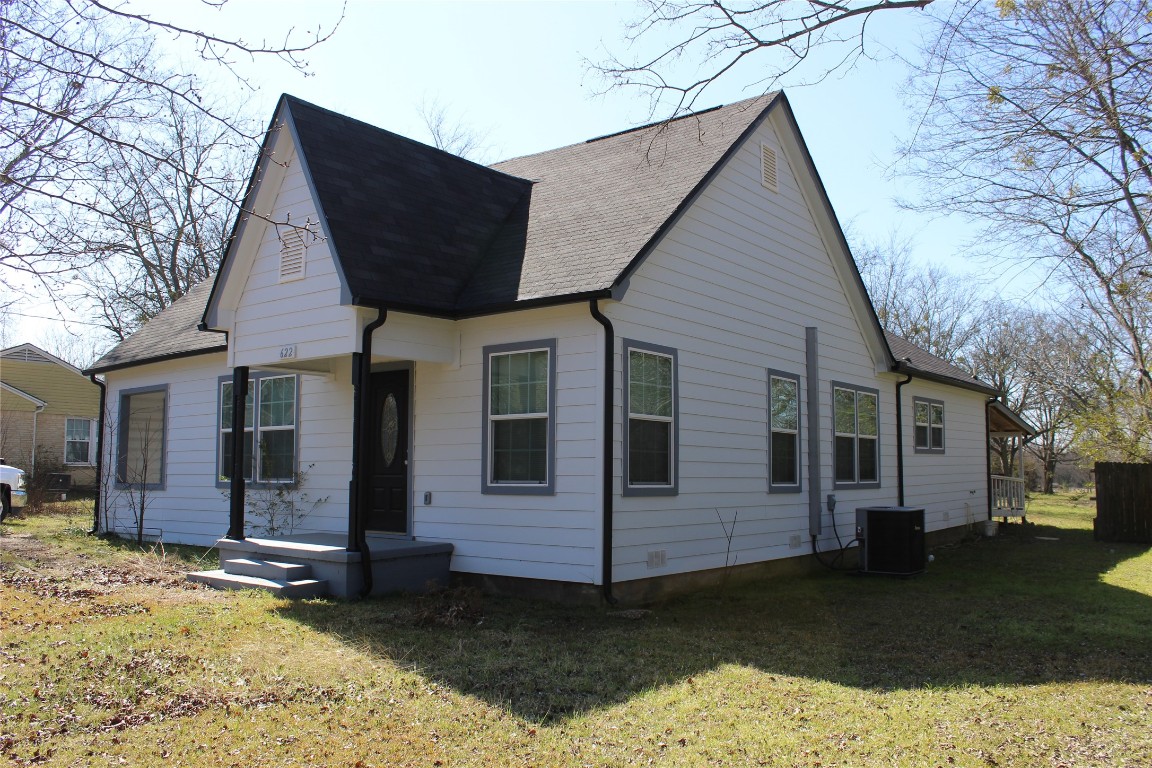 622 Canton Avenue Wills Point TX 75169