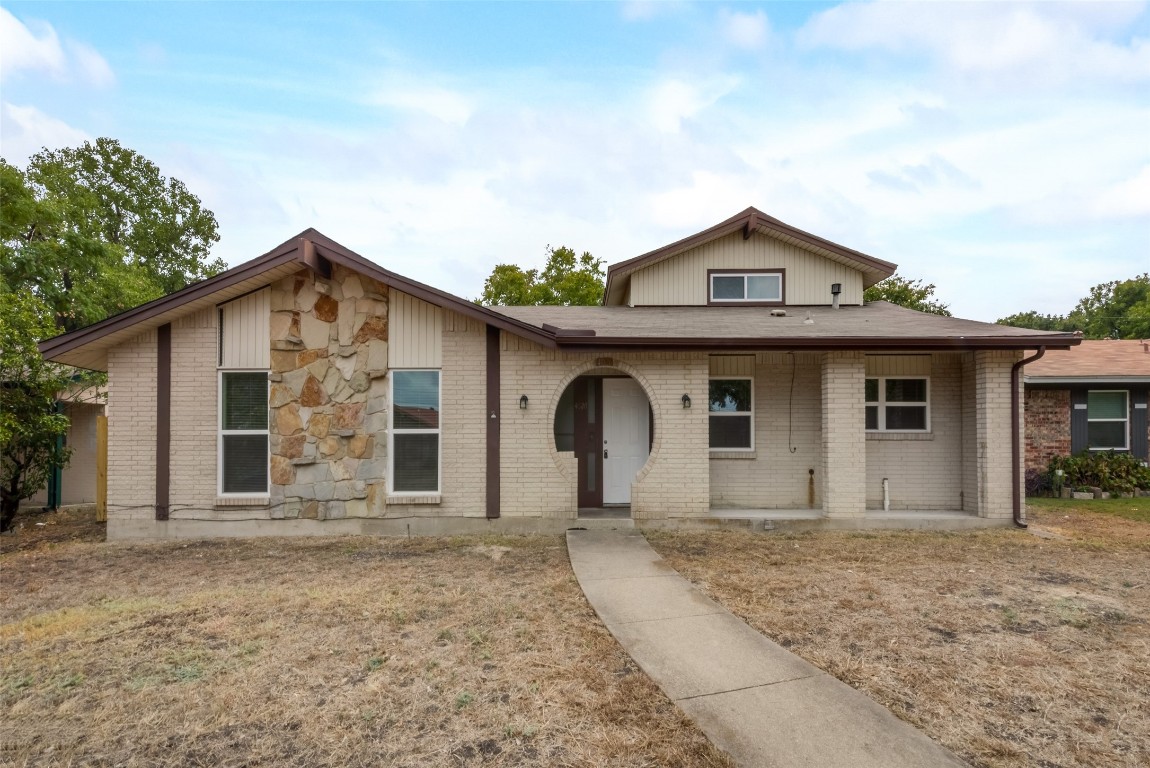 4026 Lindenwood Lane Garland TX 75042
