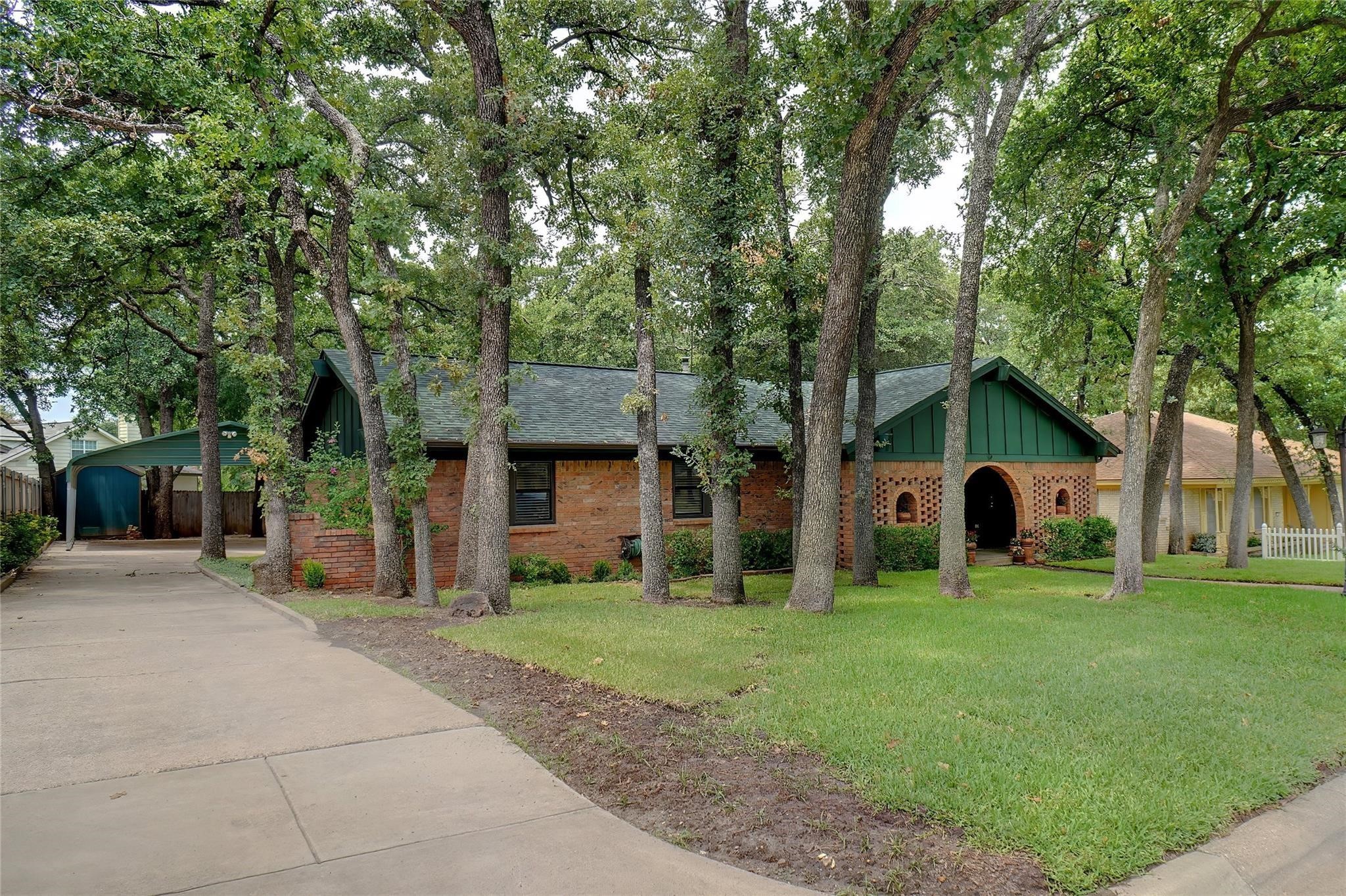 1505 Cedar Ridge Terrace Euless TX 76039