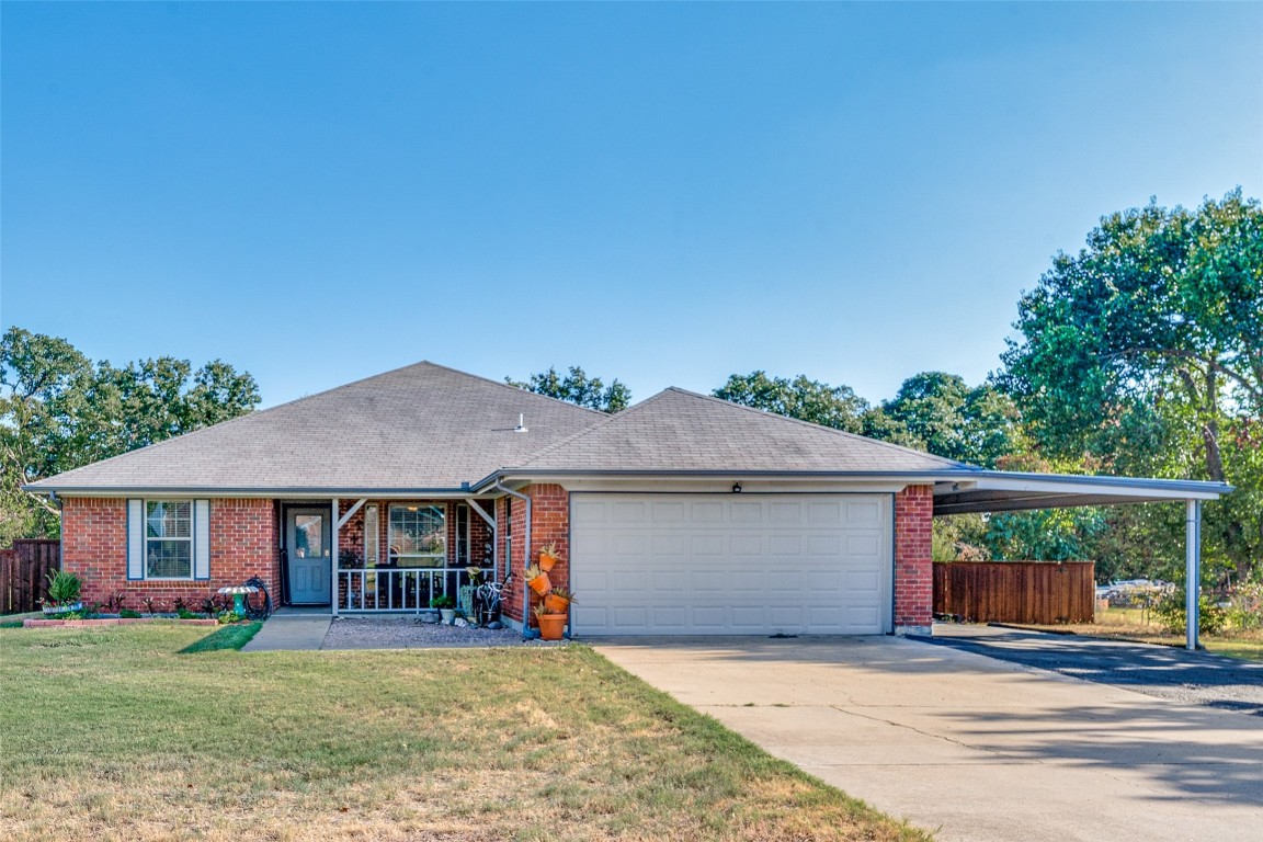 208 Michelle Street Burleson TX 76028