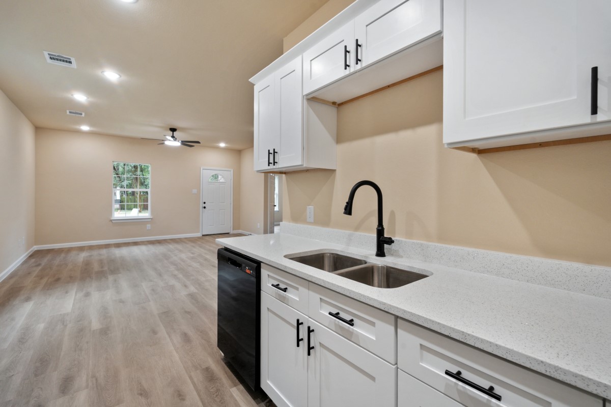 106 Navajo Drive Mabank TX 75156