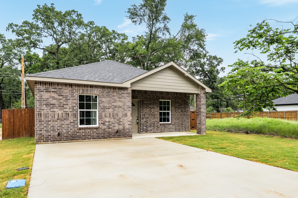 106 Navajo Drive Mabank TX 75156
