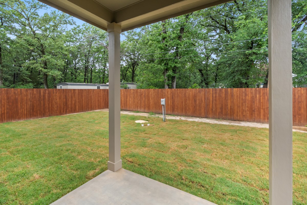 106 Navajo Drive Mabank TX 75156