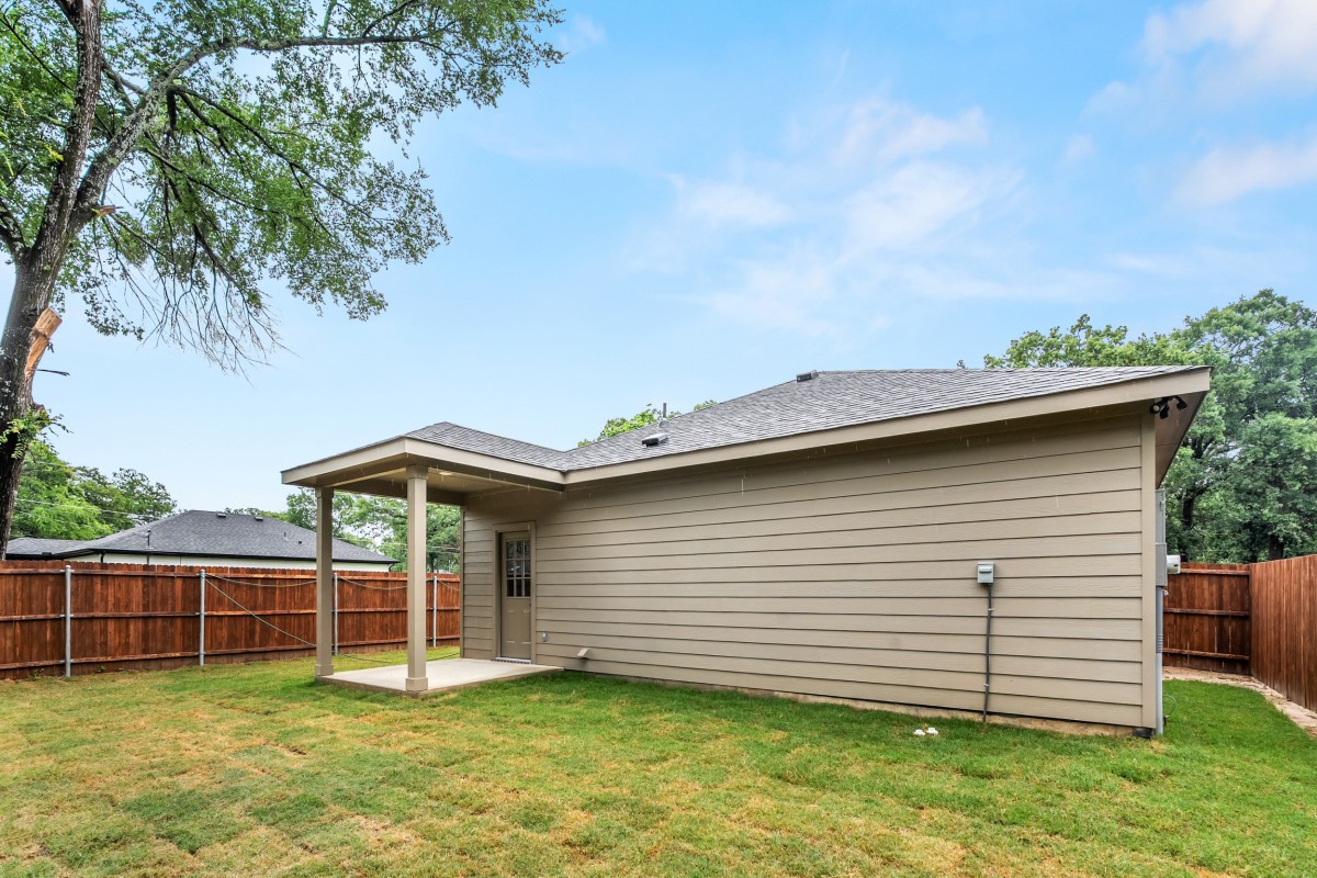 106 Navajo Drive Mabank TX 75156