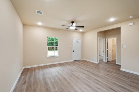 106 Navajo Drive Mabank TX 75156