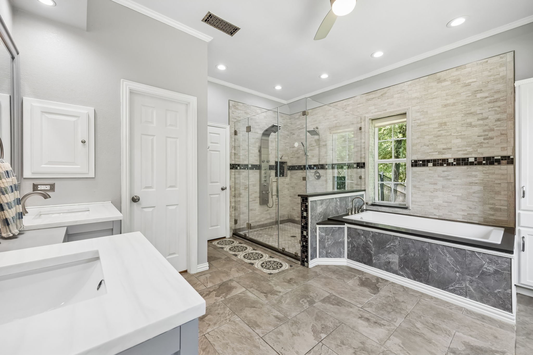 2647 Creekwood Drive Cedar Hill TX 75104