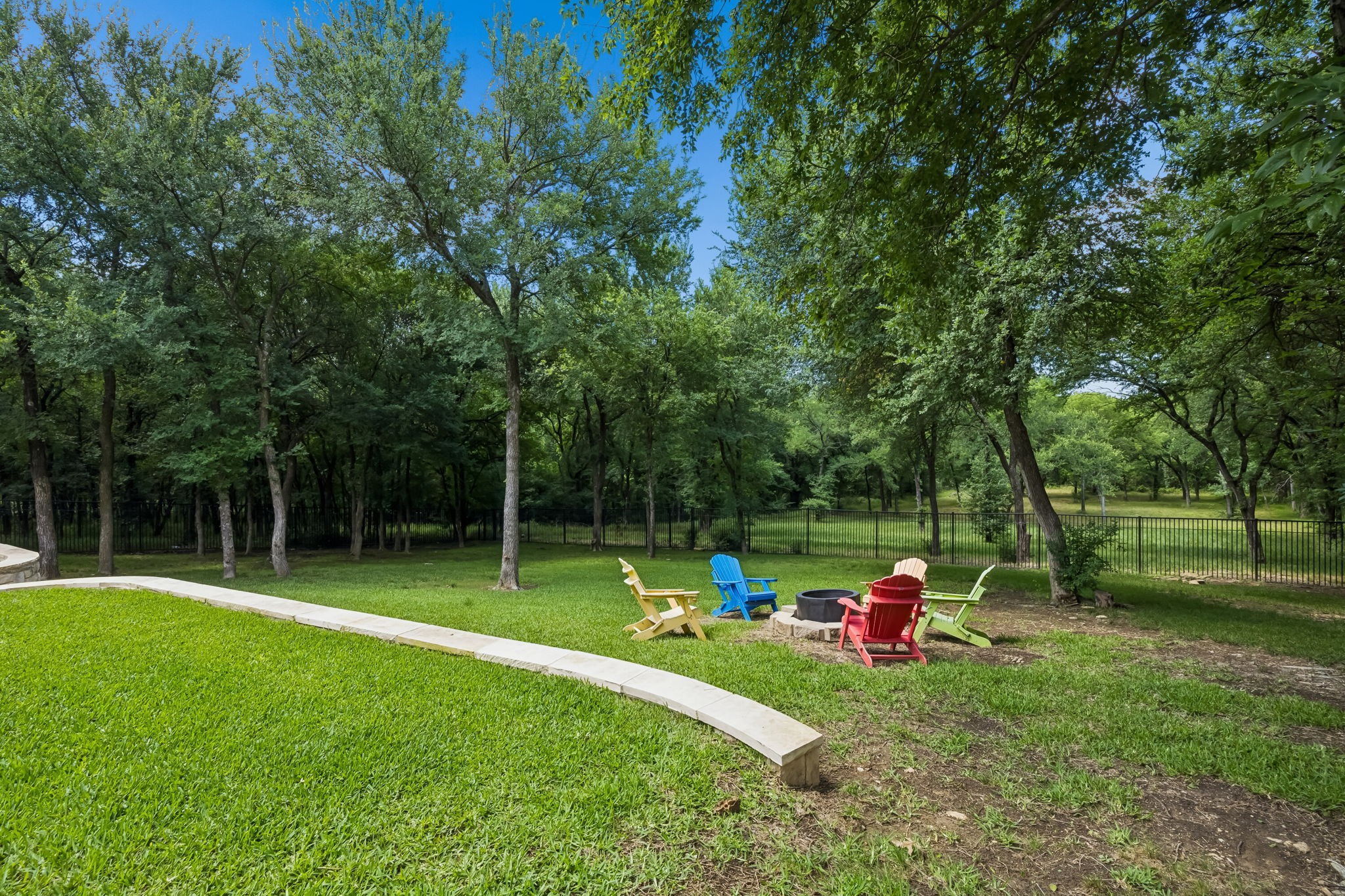 2647 Creekwood Drive Cedar Hill TX 75104