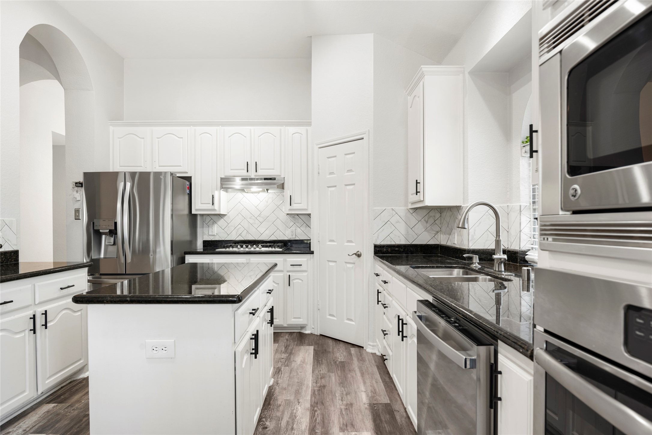 1534 Vista Ridge Drive Forney TX 75126