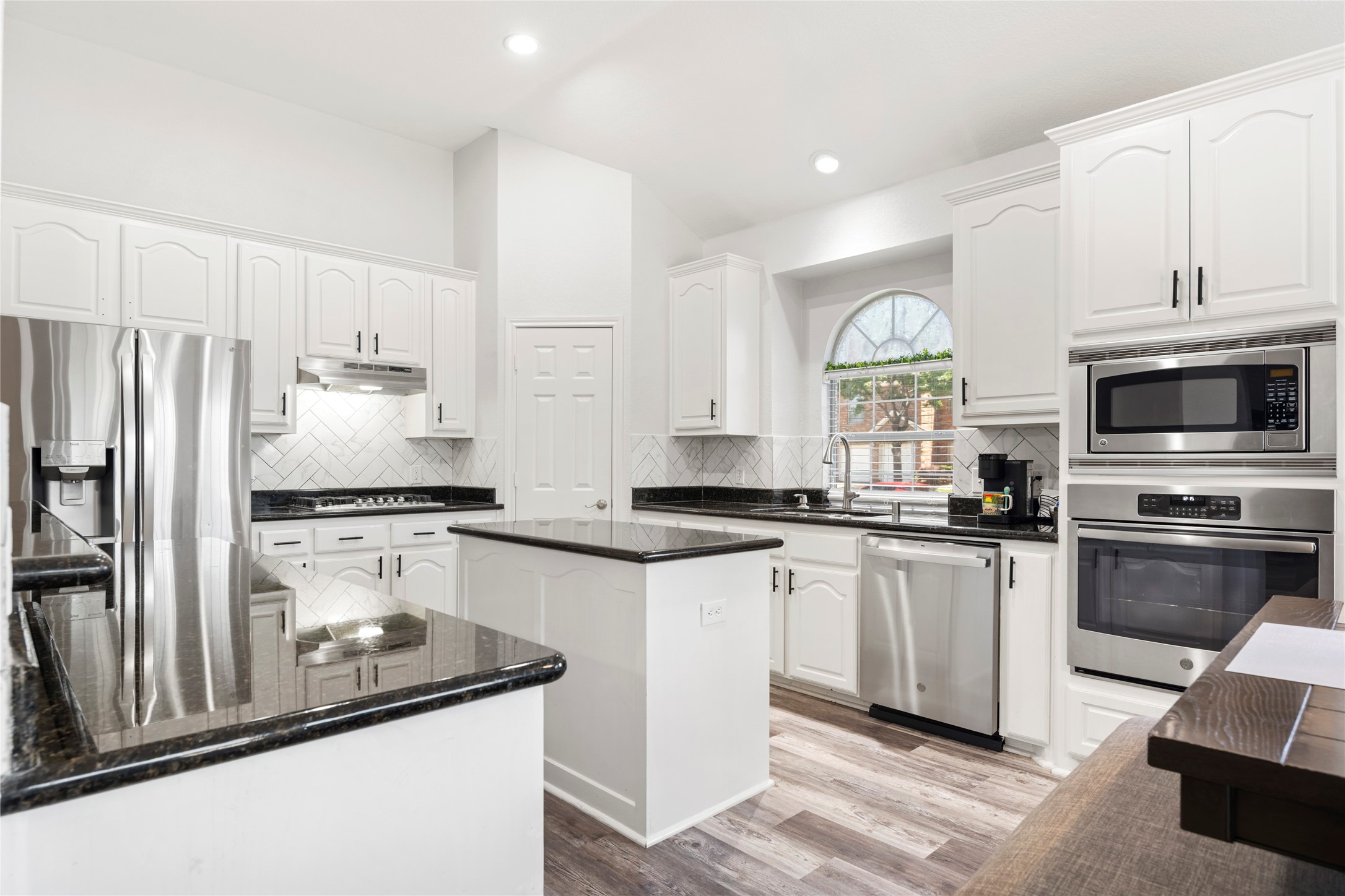 1534 Vista Ridge Drive Forney TX 75126