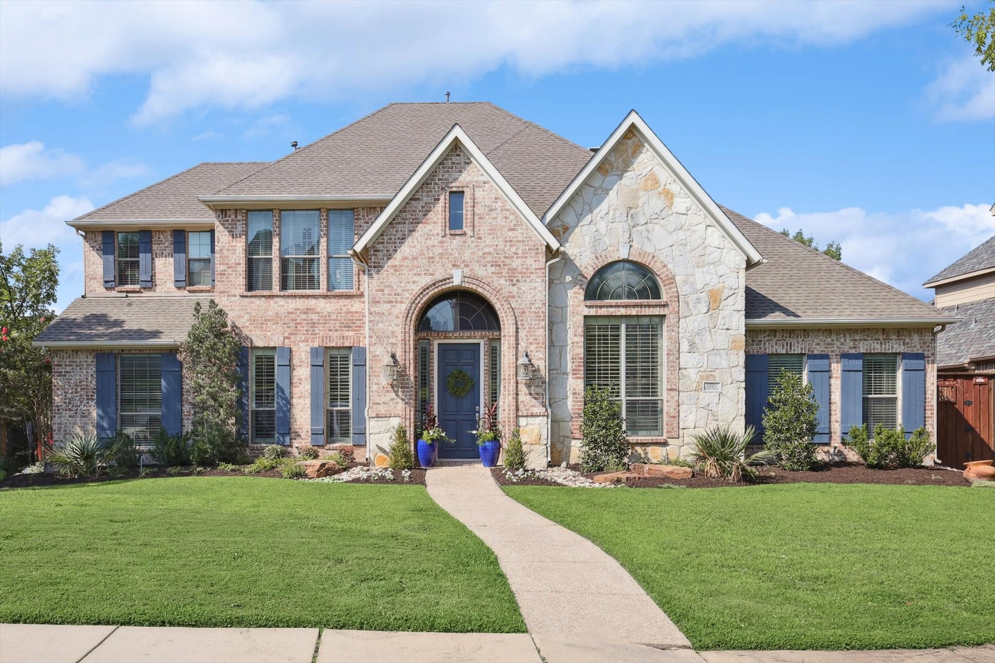 1224 Dame Susan Lane Lewisville TX 75056