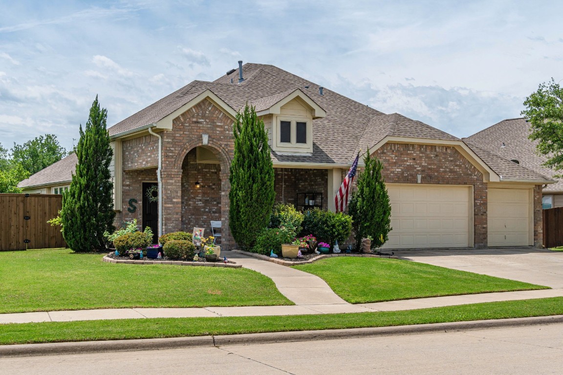 2604 Featherstone Drive Little Elm TX 75068