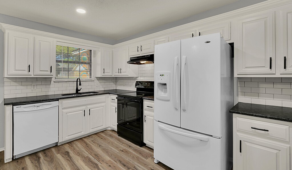 233 Thompson Circle Lorena TX 76655