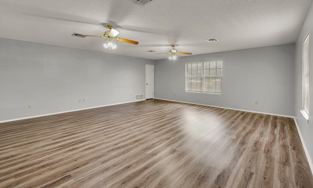 233 Thompson Circle Lorena TX 76655