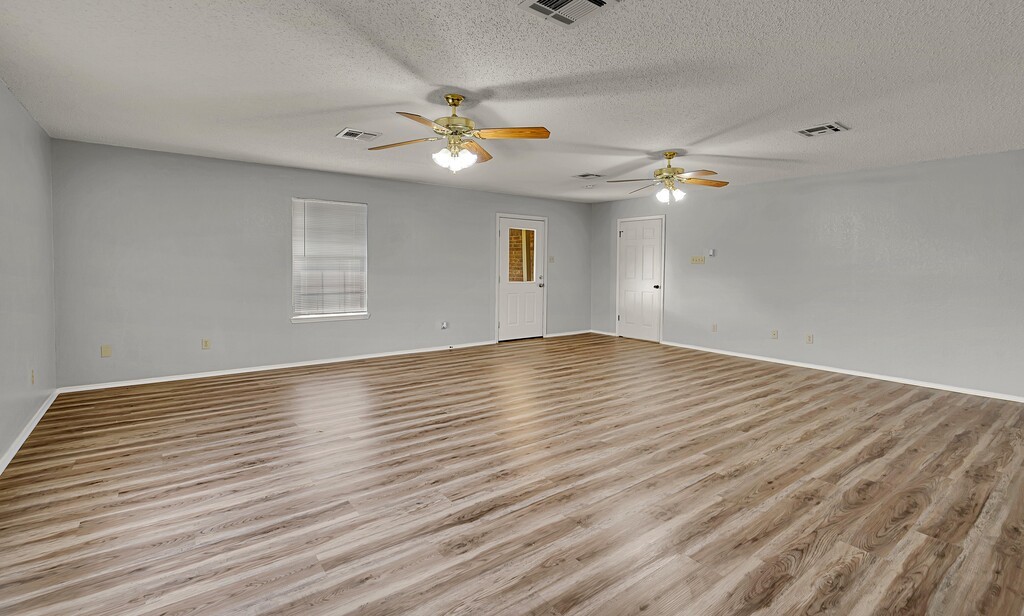 233 Thompson Circle Lorena TX 76655