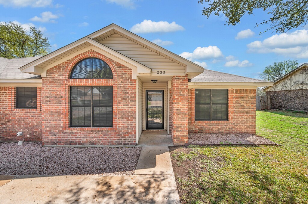 233 Thompson Circle Lorena TX 76655