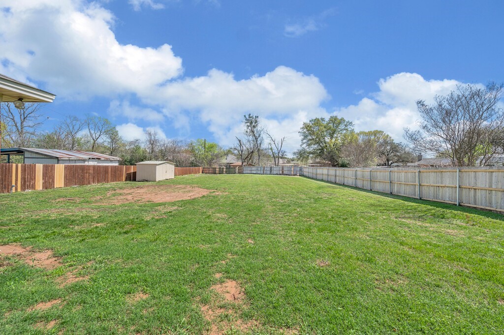 233 Thompson Circle Lorena TX 76655