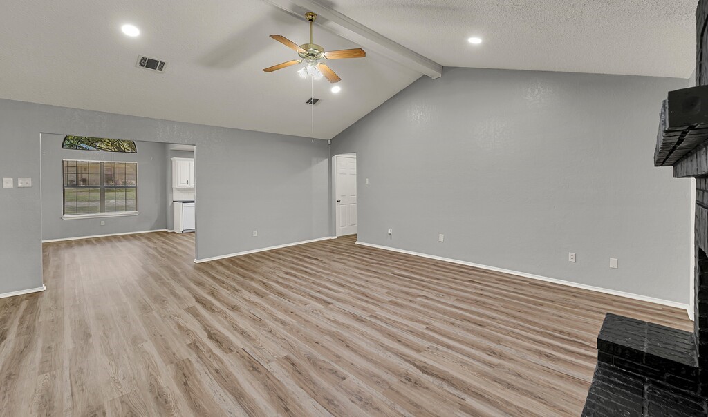 233 Thompson Circle Lorena TX 76655