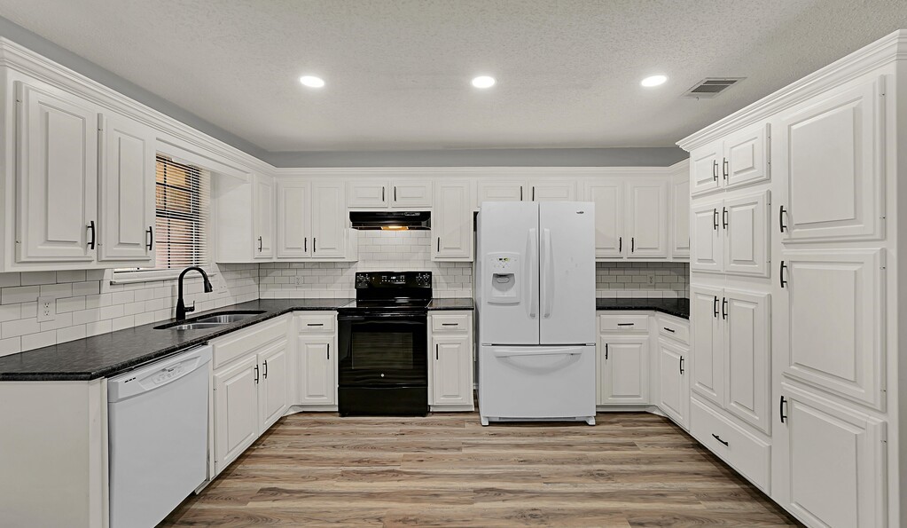 233 Thompson Circle Lorena TX 76655