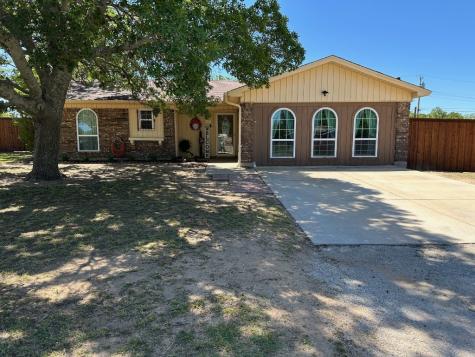 440 NE 9th Street Cross Plains TX 76443