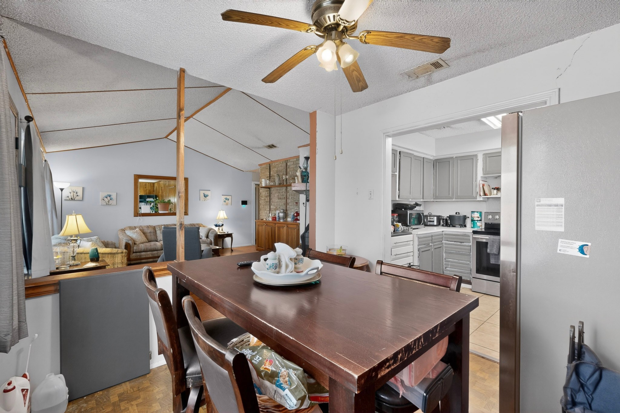 821 Cherry Hills Drive Lancaster TX 75134