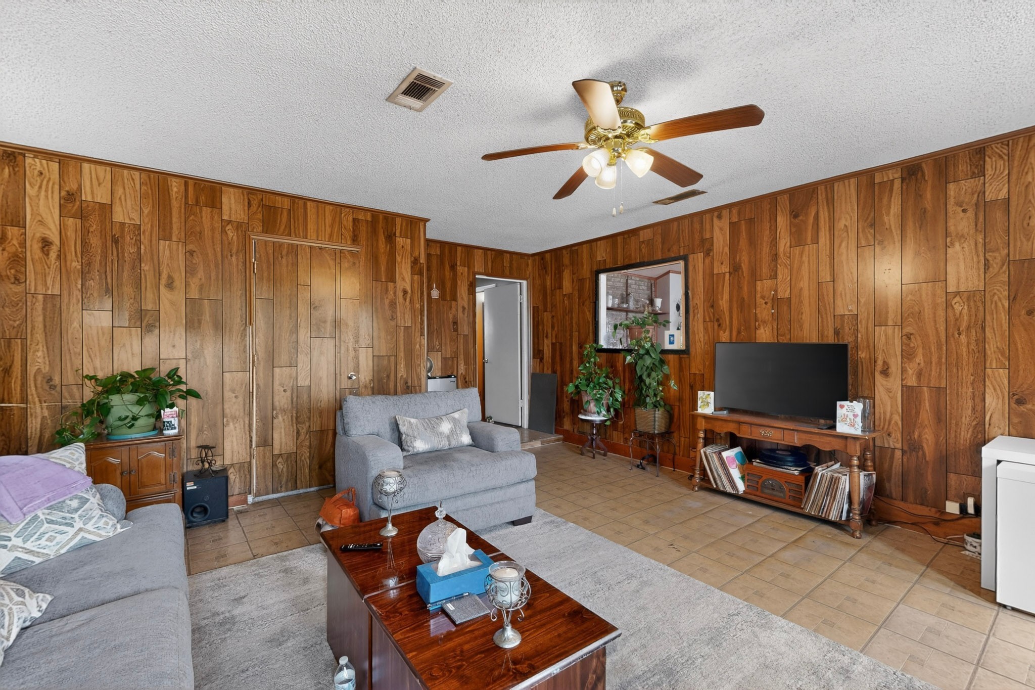821 Cherry Hills Drive Lancaster TX 75134
