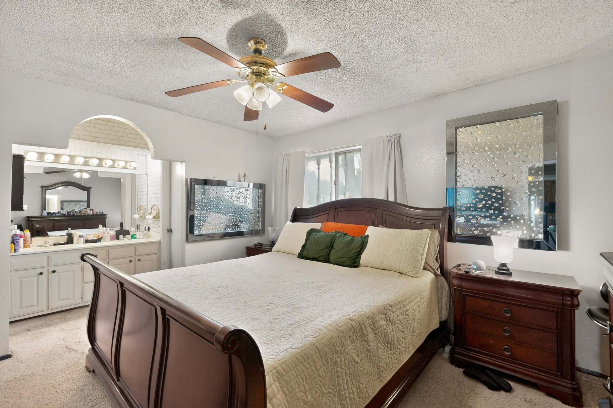 821 Cherry Hills Drive Lancaster TX 75134