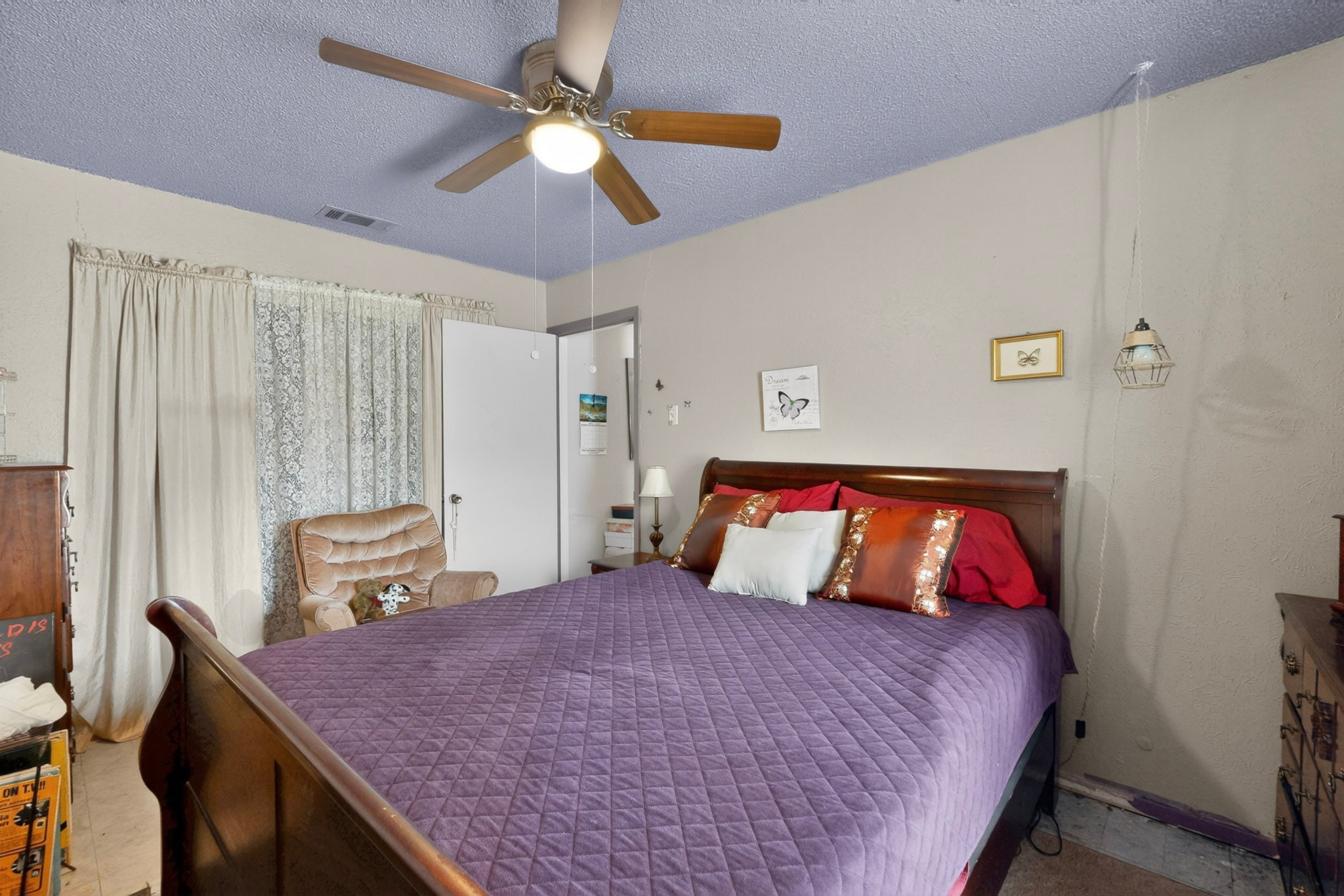821 Cherry Hills Drive Lancaster TX 75134