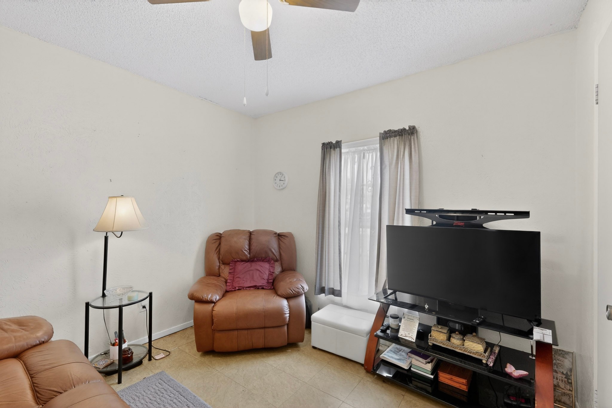 821 Cherry Hills Drive Lancaster TX 75134