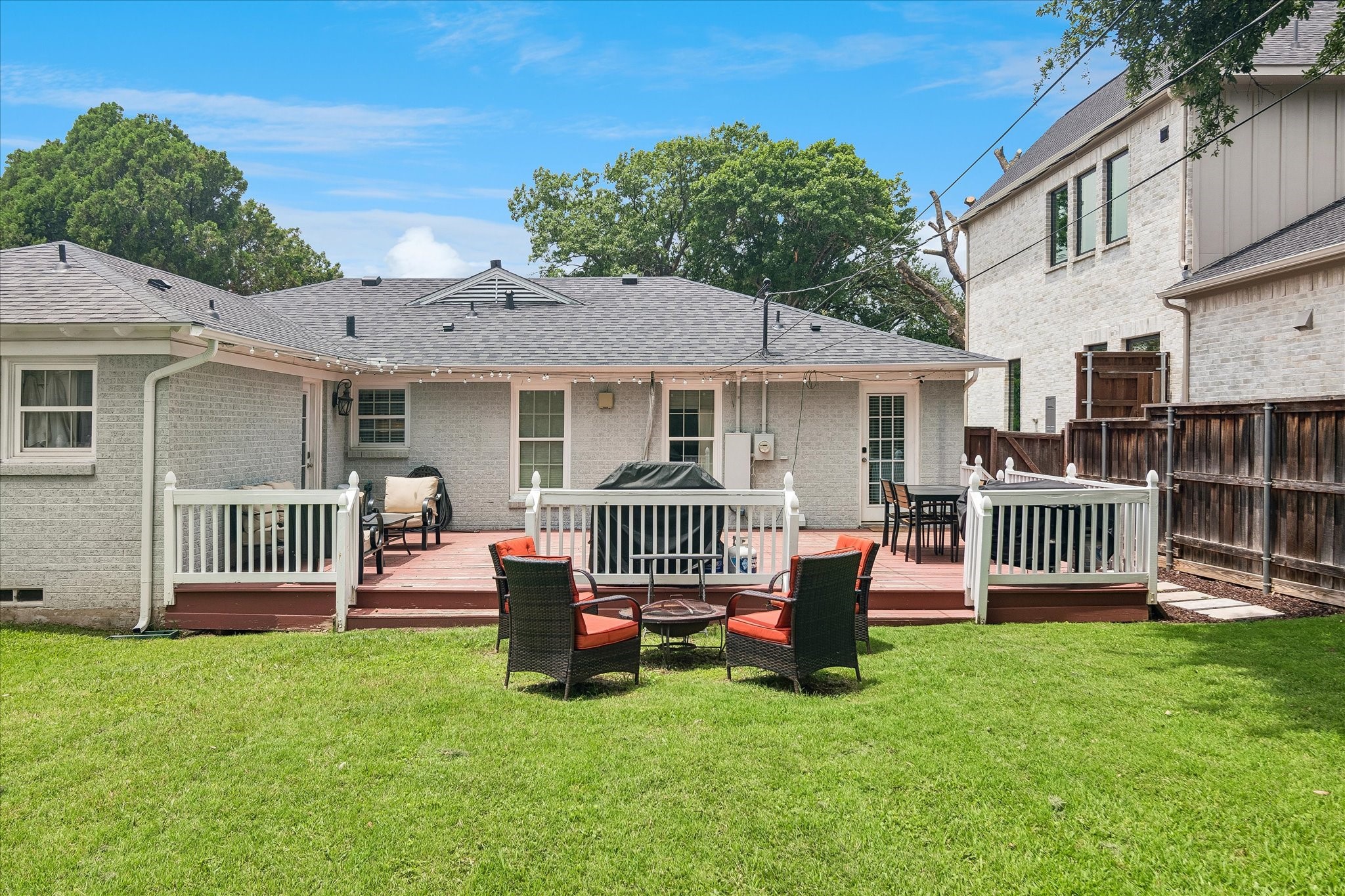 9836 Gooding Drive Dallas TX 75220