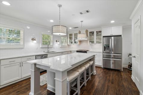 9836 Gooding Drive Dallas TX 75220