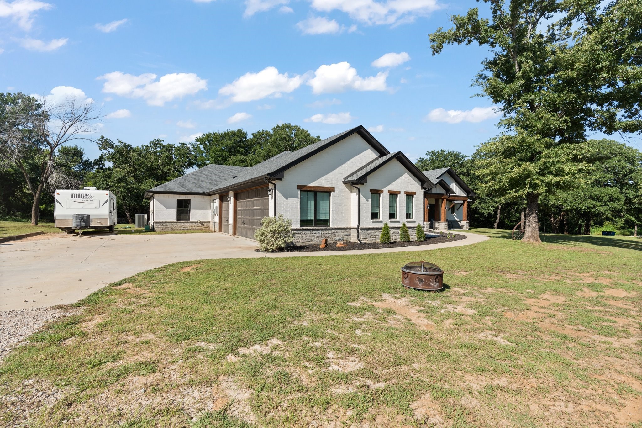 7480 County Road 802 Burleson TX 76028