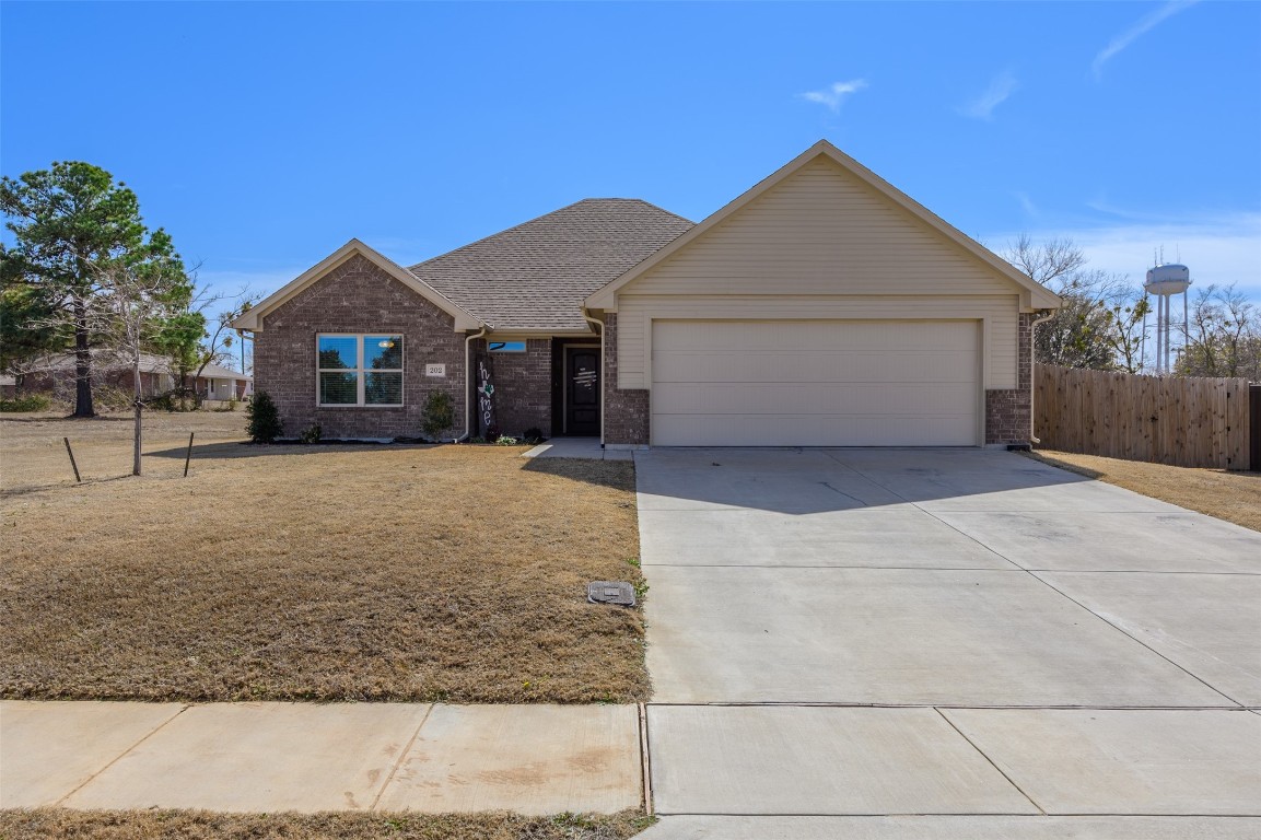 202 Ella Street Whitesboro TX 76273